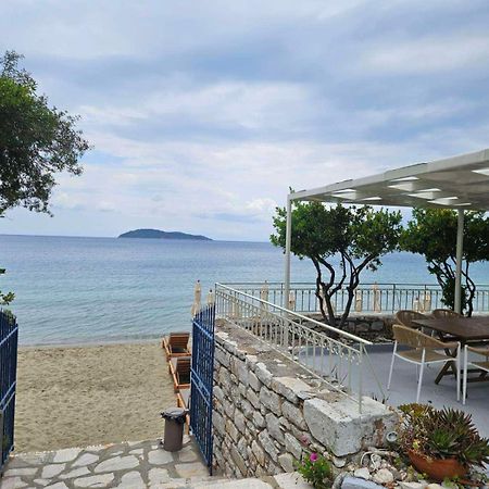 Roula'S House On The Beach Skiathos Town Ngoại thất bức ảnh