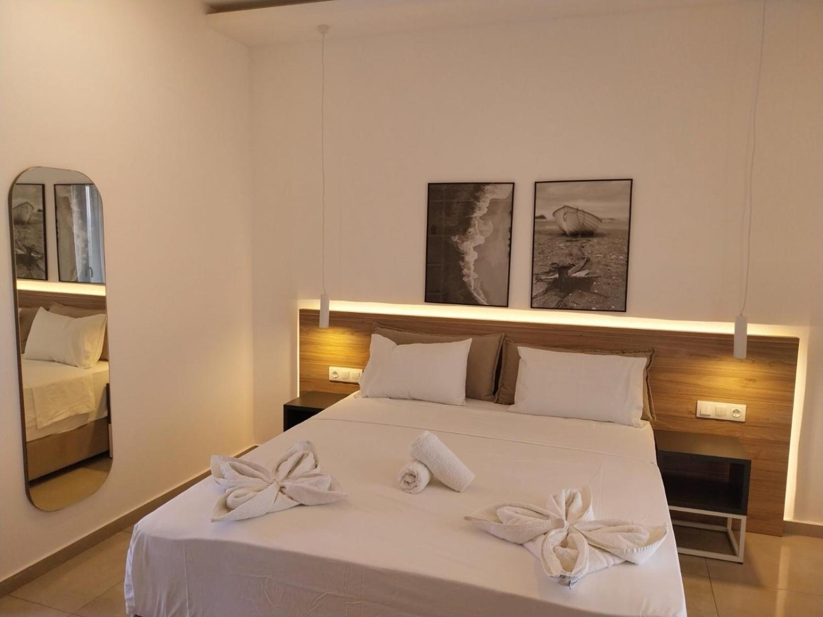 Roula'S House On The Beach Skiathos Town Ngoại thất bức ảnh